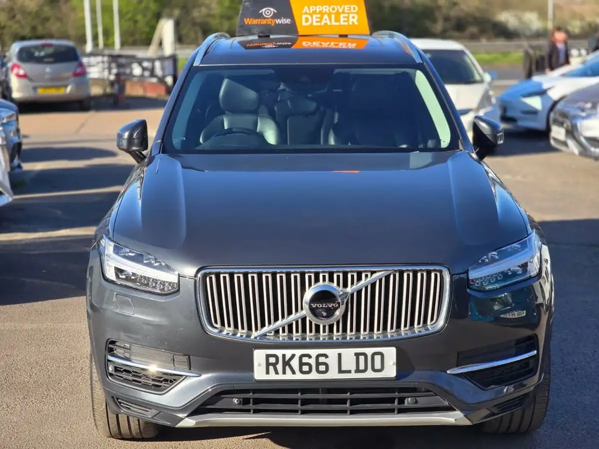 2016-volvo-xc90-20-t8-inscription-big-6