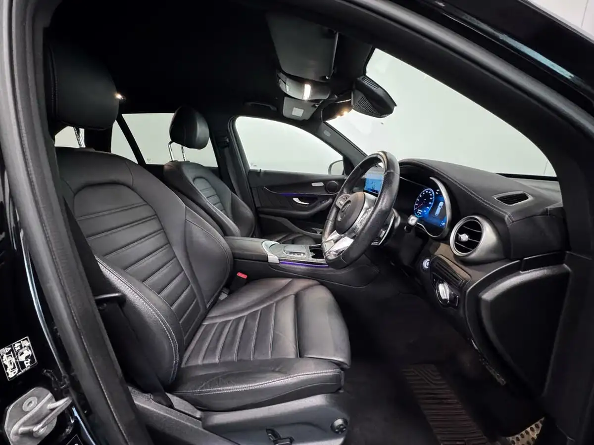 2021-mercedes-benz-glc-class-30-glc-amg-43-premium-station-wagon-5d-big-22