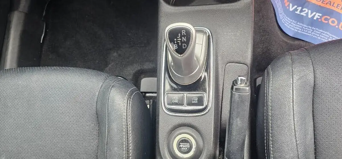 2015-mitsubishi-outlander-20-gx4h-big-12