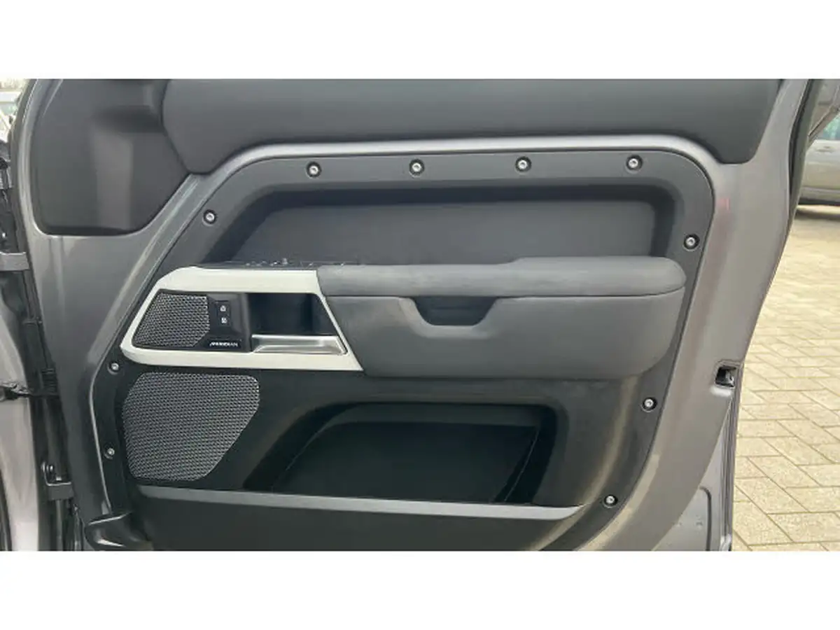 2022-land-rover-110-defender-30-d250-x-dynamic-se-big-34