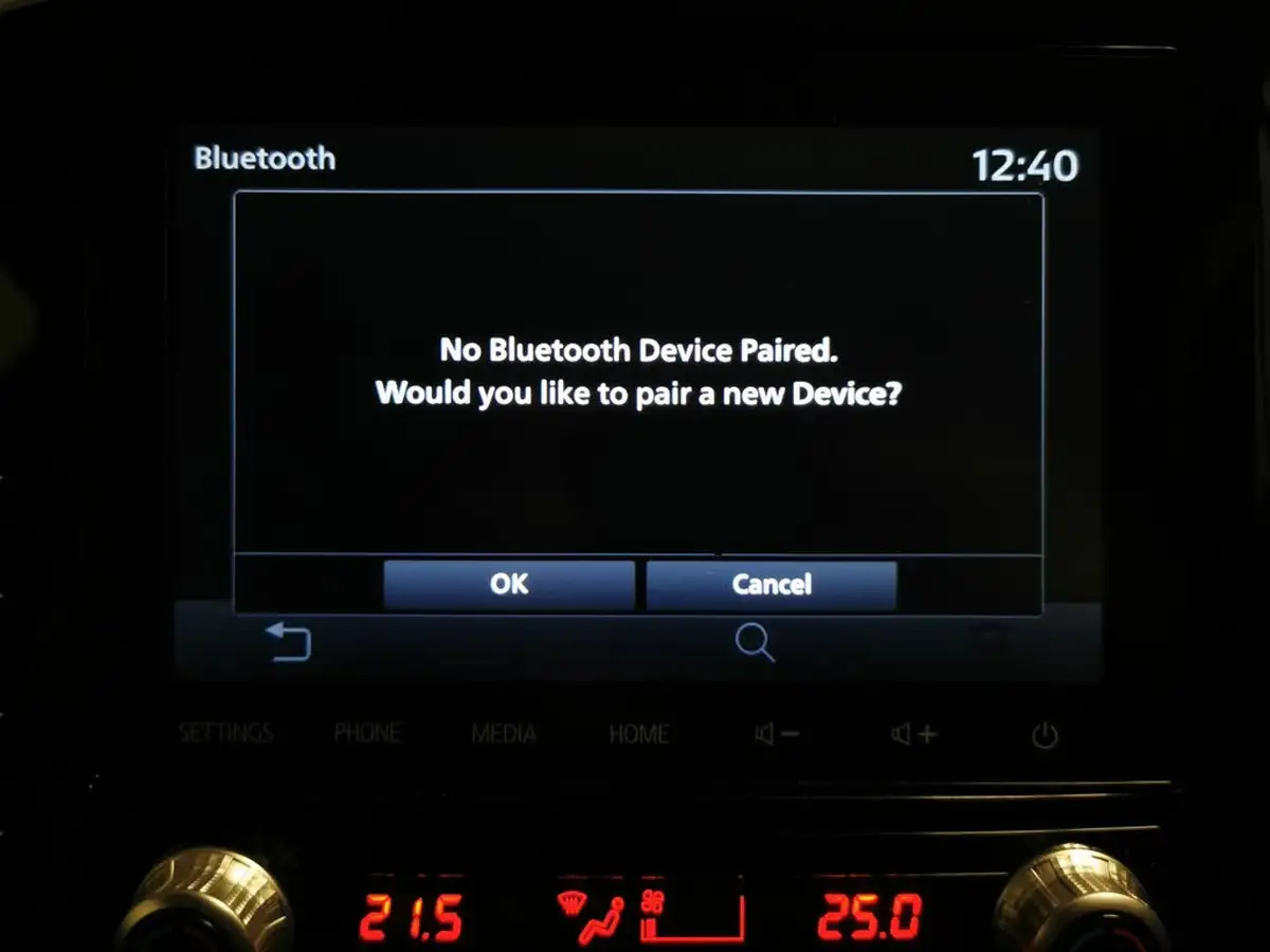 2021-mitsubishi-outlander-24-dynamic-phev-big-12