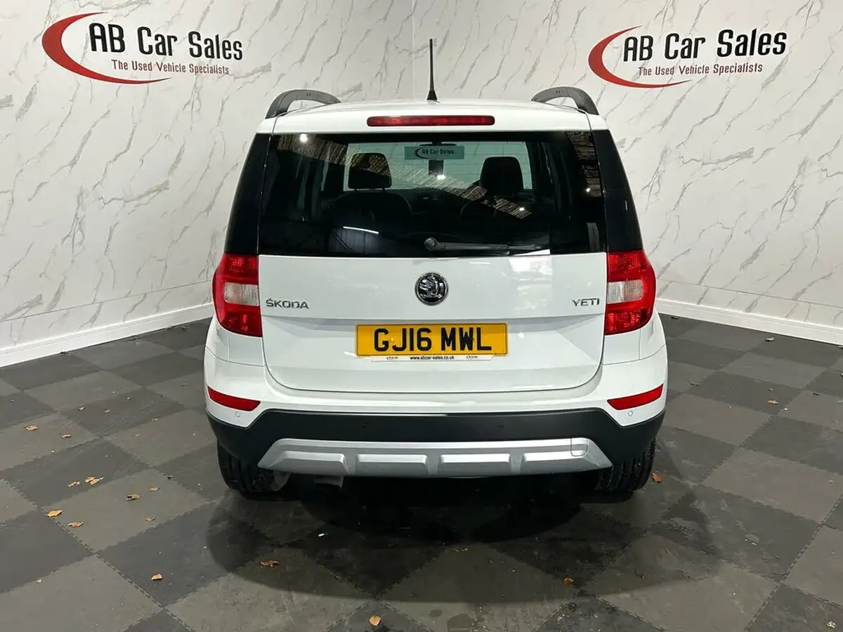 2016-skoda-yeti-outdoor-12-tsi-se-l-dsg-big-2