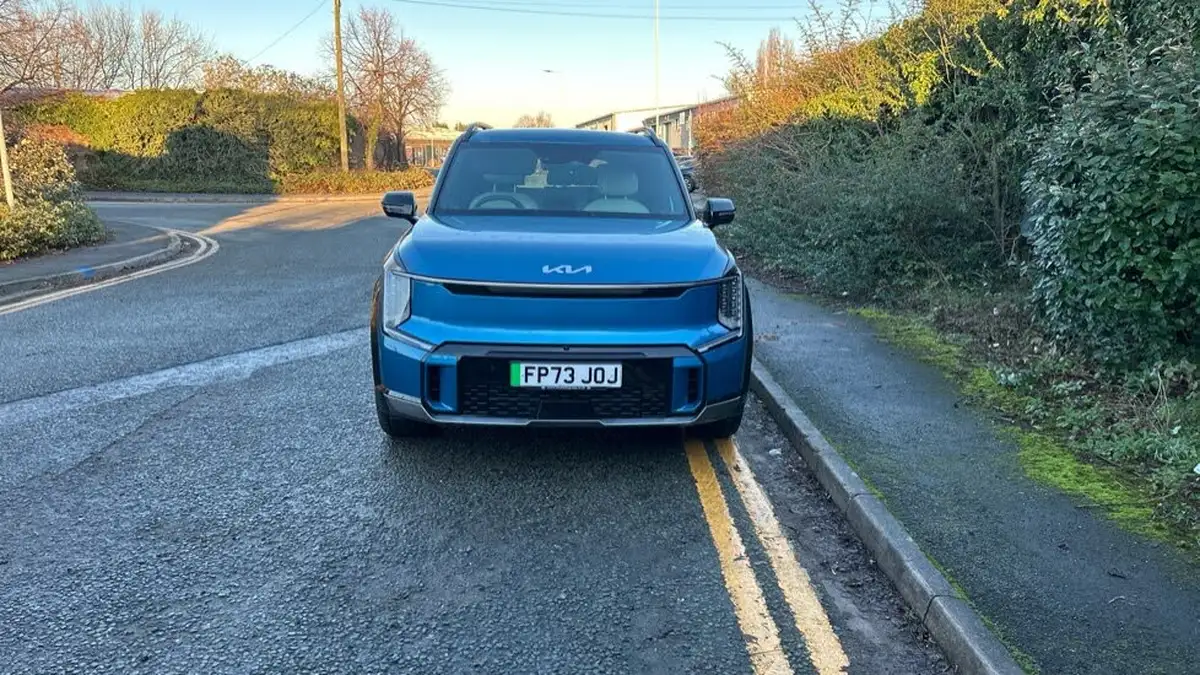 2024-kia-ev9-e-gt-line-s-7-big-27