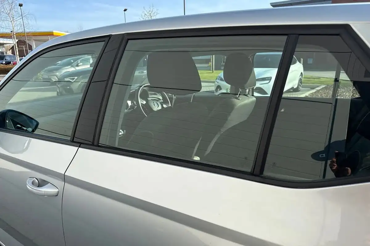 2020-skoda-fabia-10-tsi-se-l-110ps-hatchback-big-28