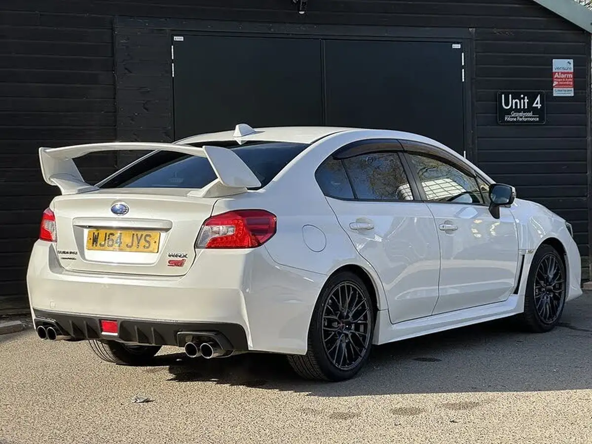 2014-subaru-wrx-25-sti-type-uk-big-2