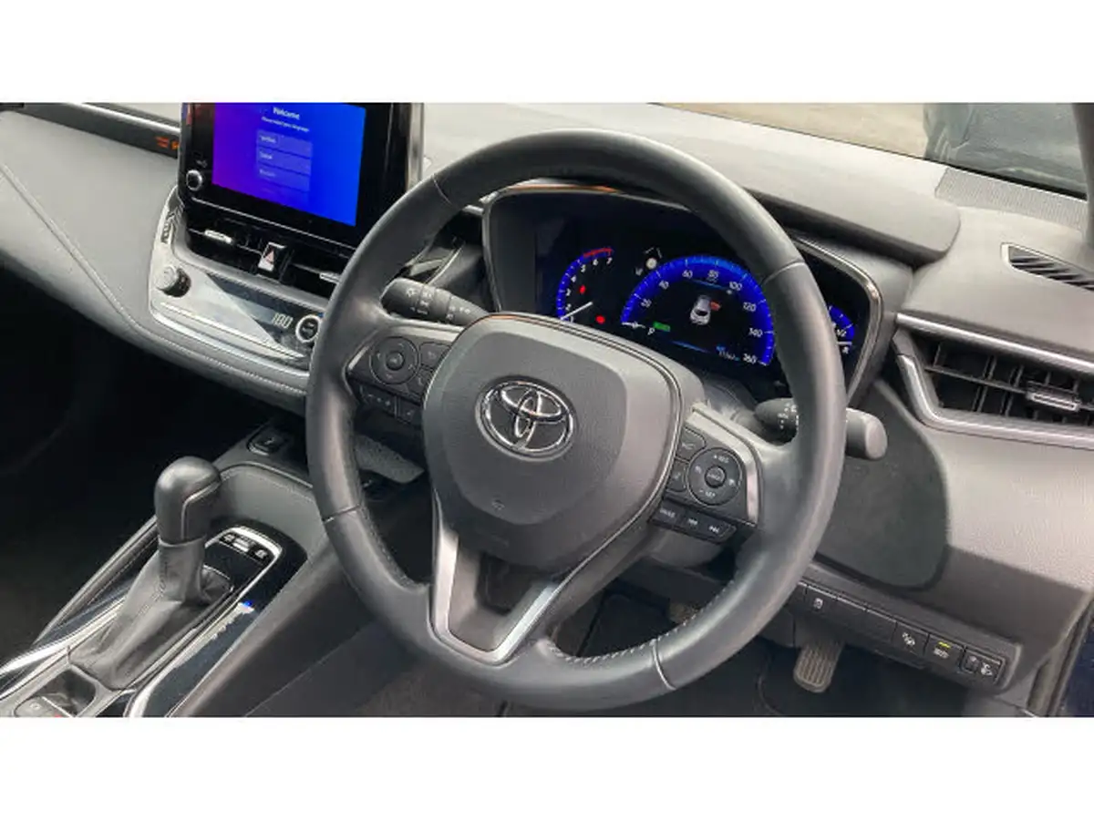 2022-toyota-corolla-18-vvt-i-design-120bhp-trk-hatchback-5d-big-5
