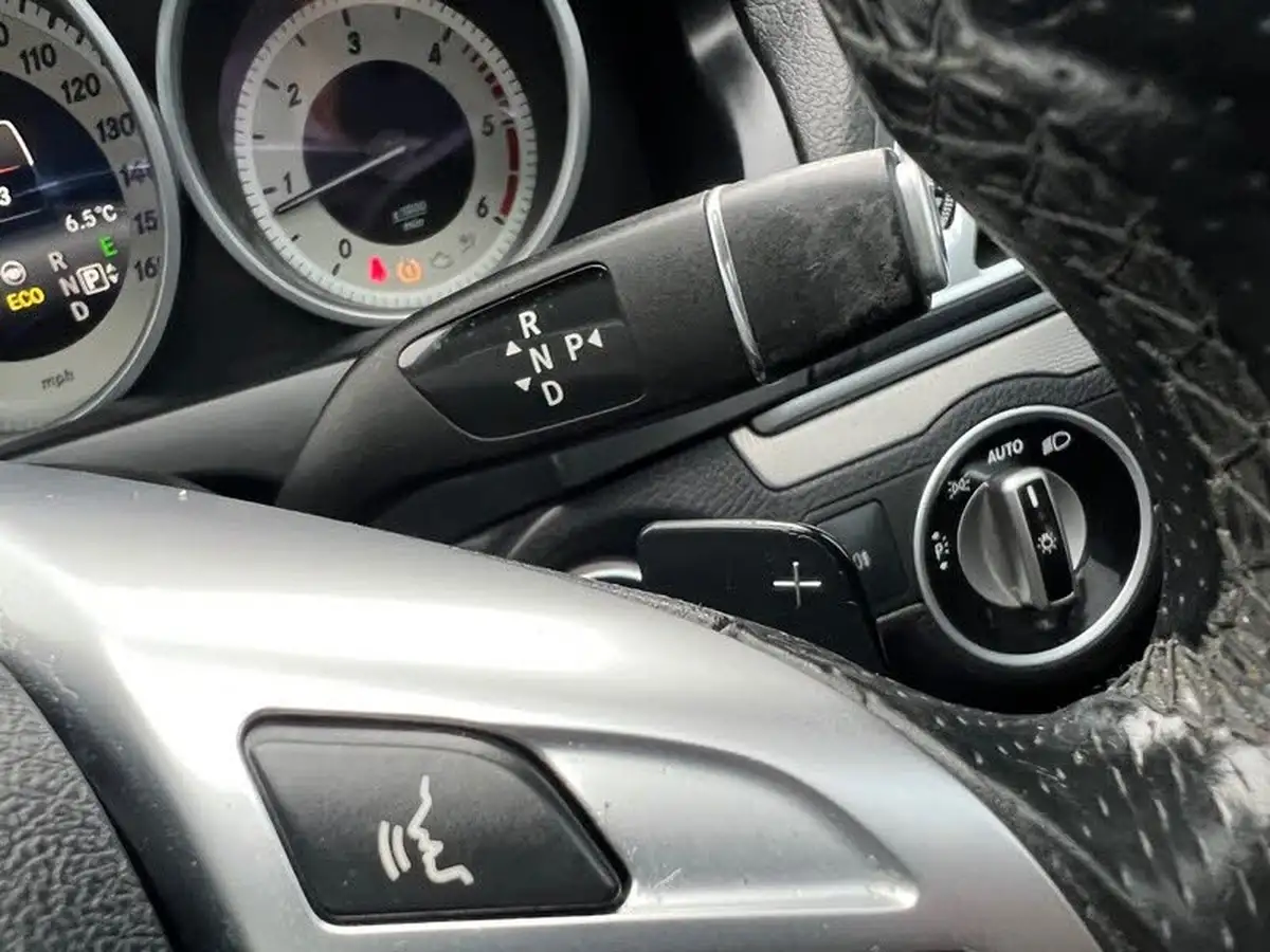 2016-mercedes-benz-e-class-21cdi-e220-amg-line-premiumss-coupe-big-40