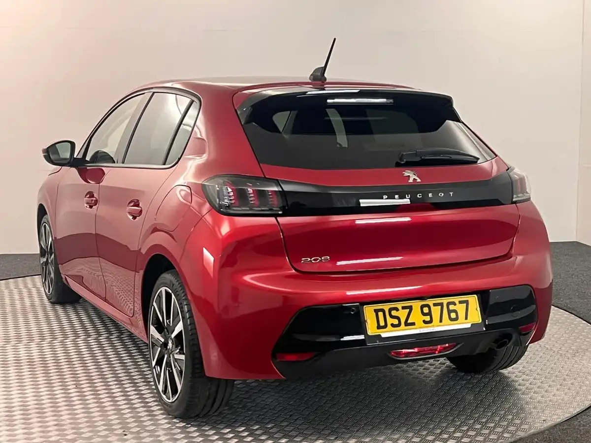 2020-peugeot-208-12-puretech-allure-100bhp-big-8