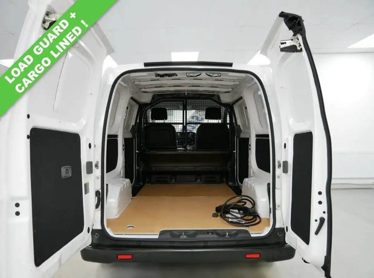 2021-nissan-env200-e-acenta-panel-van-auto-big-14