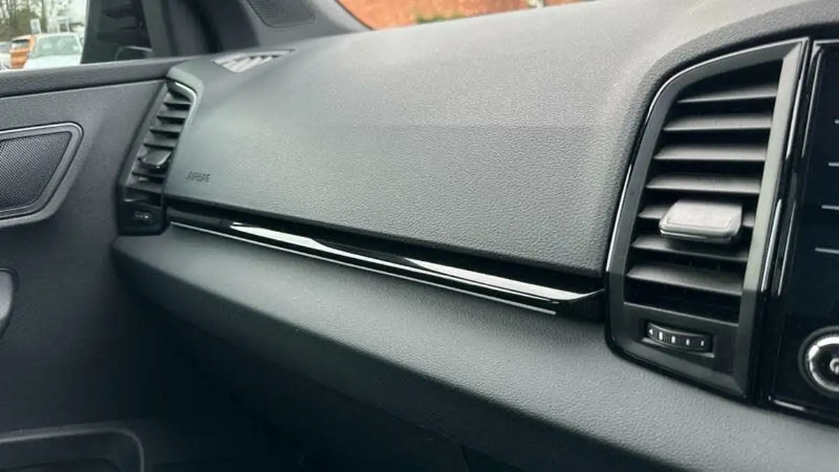 2024-skoda-karoq-15-tsi-sportline-big-29