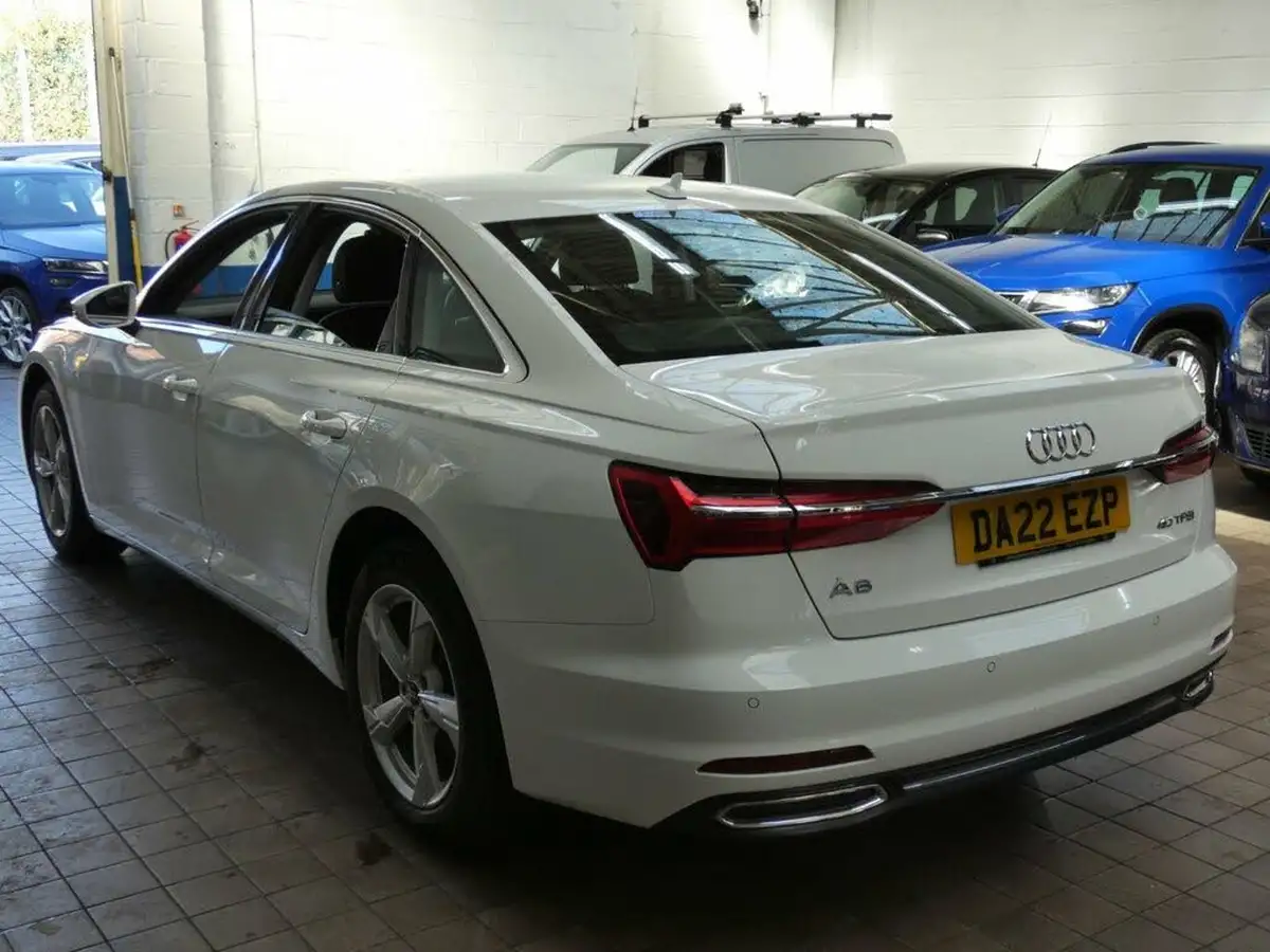 2022-audi-a6-saloon-20-40-tfsi-sport-big-8
