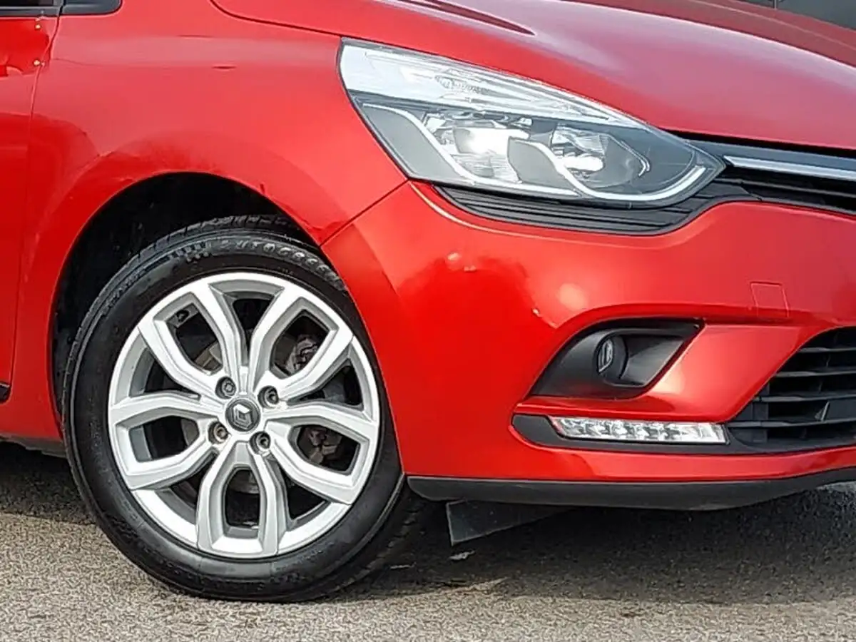 2017-renault-clio-09-tce-dynamique-nav-big-8