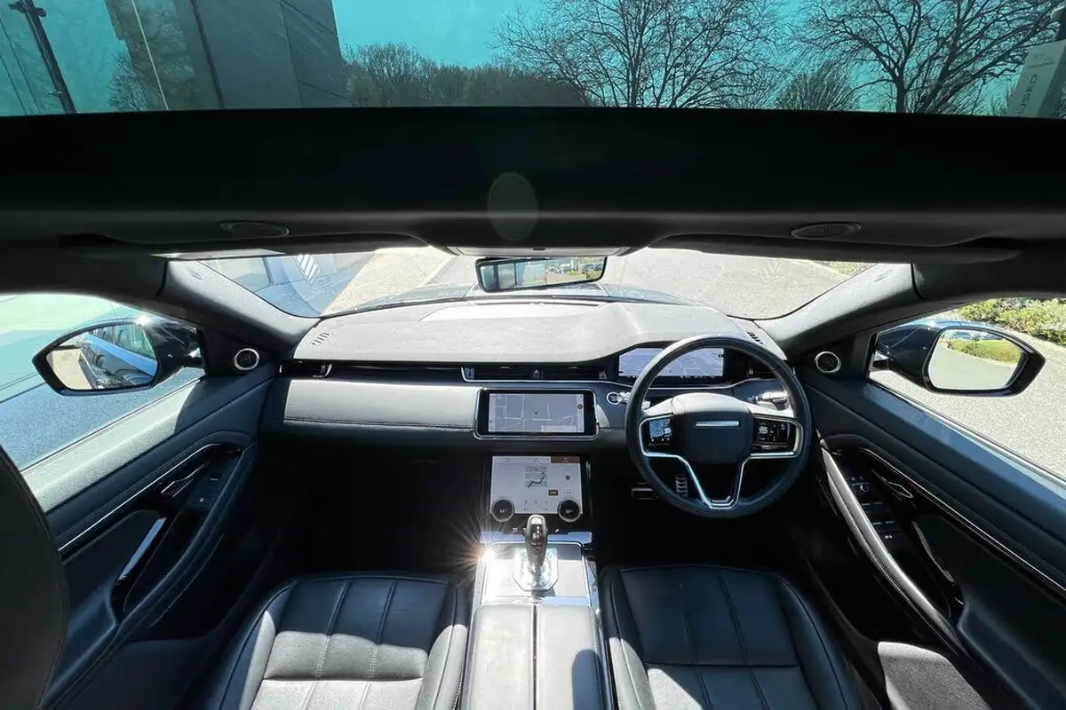 2021-land-rover-range-rover-evoque-20-p250-r-dynamic-hse-big-2