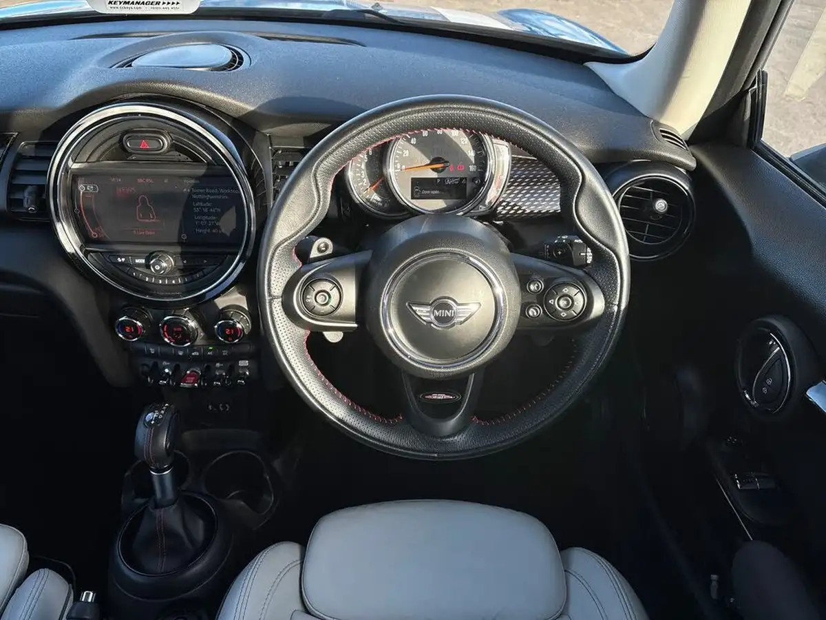 2017-mini-cooper-20-cooper-s-ss-hatchback-3d-sport-auto-big-16