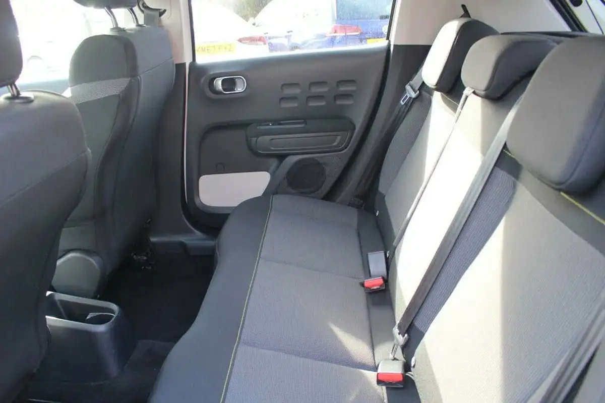 2019-citroen-c3-12-puretech-flair-82ps-ss-big-32