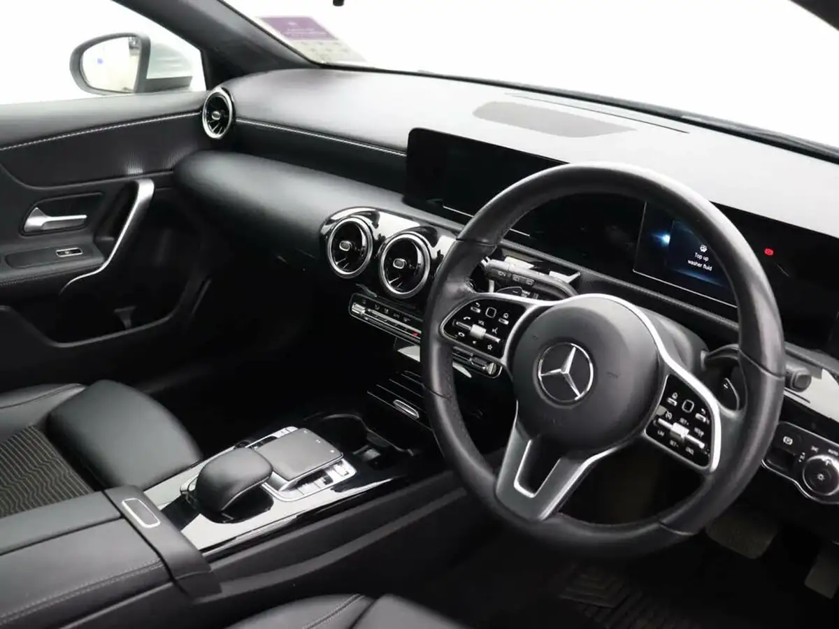 2019-mercedes-benz-a-class-15d-a180d-sport-hatchback-5d-7g-dct-big-16