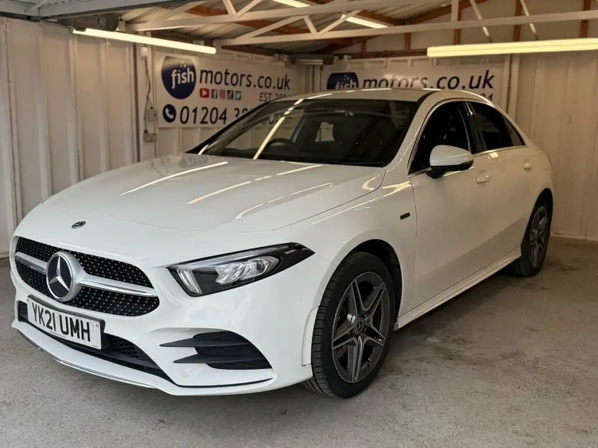 2021-mercedes-benz-a-class-13-a250e-amg-line-saloon-4d-big-33