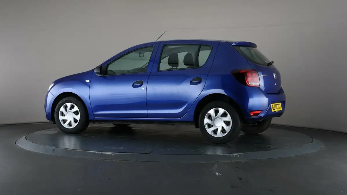 2020-dacia-sandero-10-sce-essential-big-70