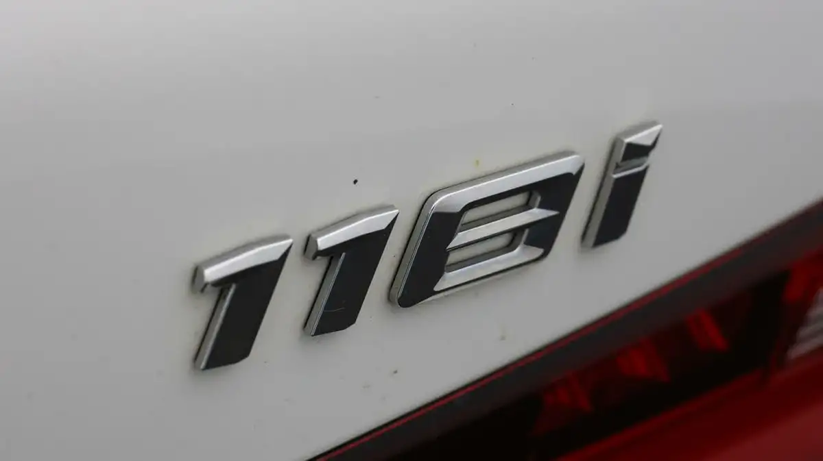 2022-bmw-1-series-15-118i-m-sport-lcp-big-20