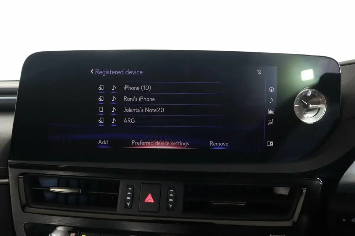 2022-lexus-es-300h-25-es-without-navigation-big-41