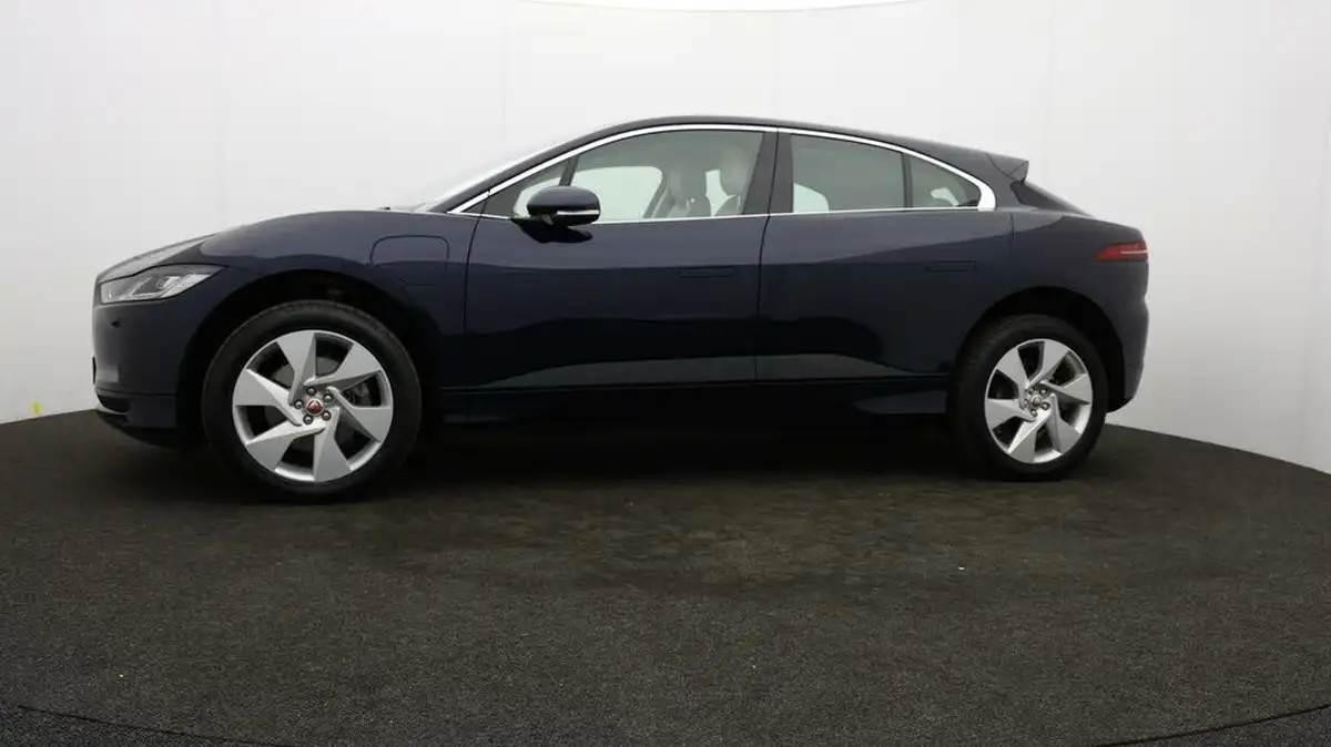2021-jaguar-i-pace-ev400-se-big-64