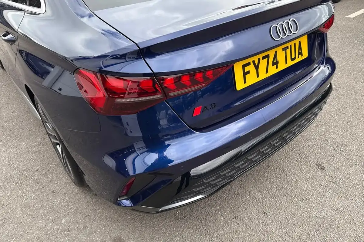 2024-audi-a3-15-35-tfsi-s-line-saloon-4d-tronic-big-7