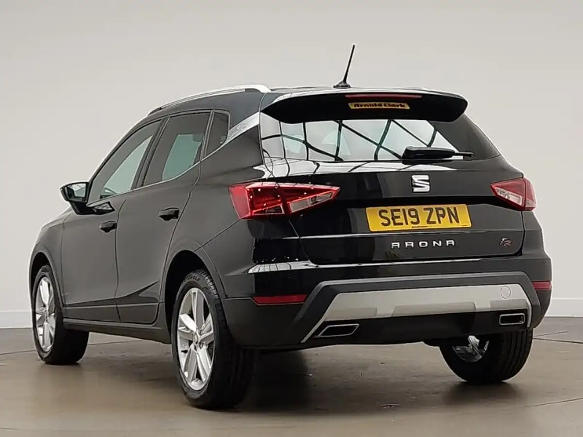 2019-seat-arona-10-tsi-fr-big-1