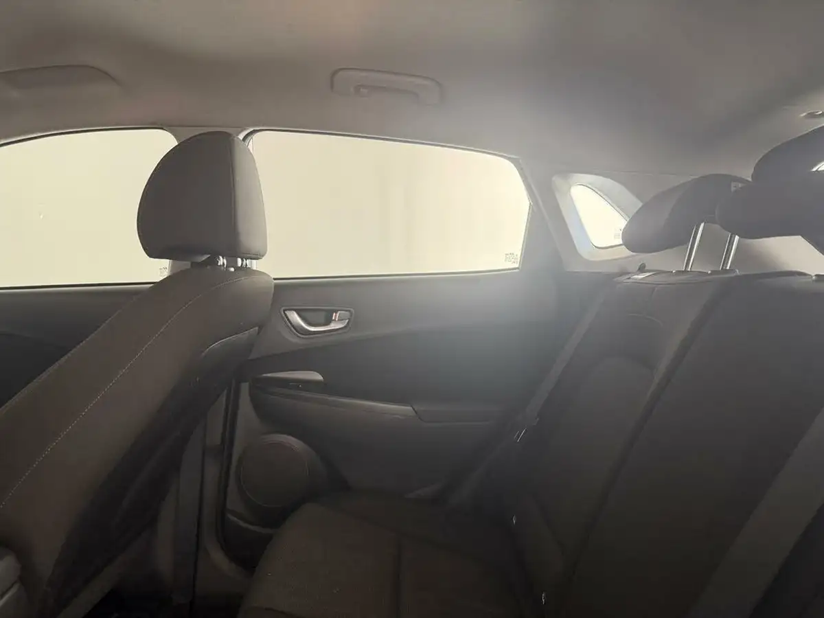 2022-hyundai-kona-10-t-gdi-se-connect-big-24