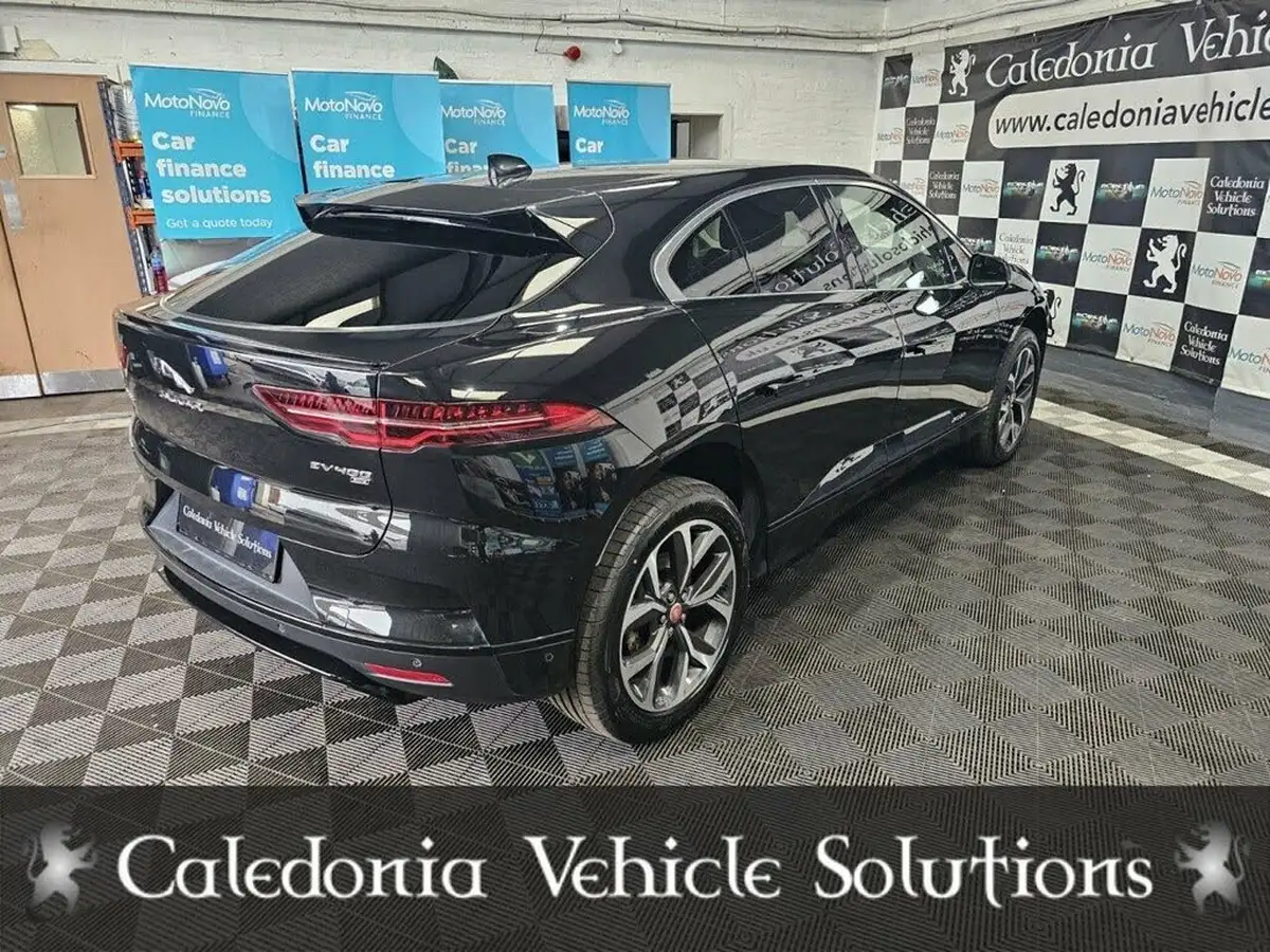 2020-jaguar-i-pace-ev400-hse-big-50