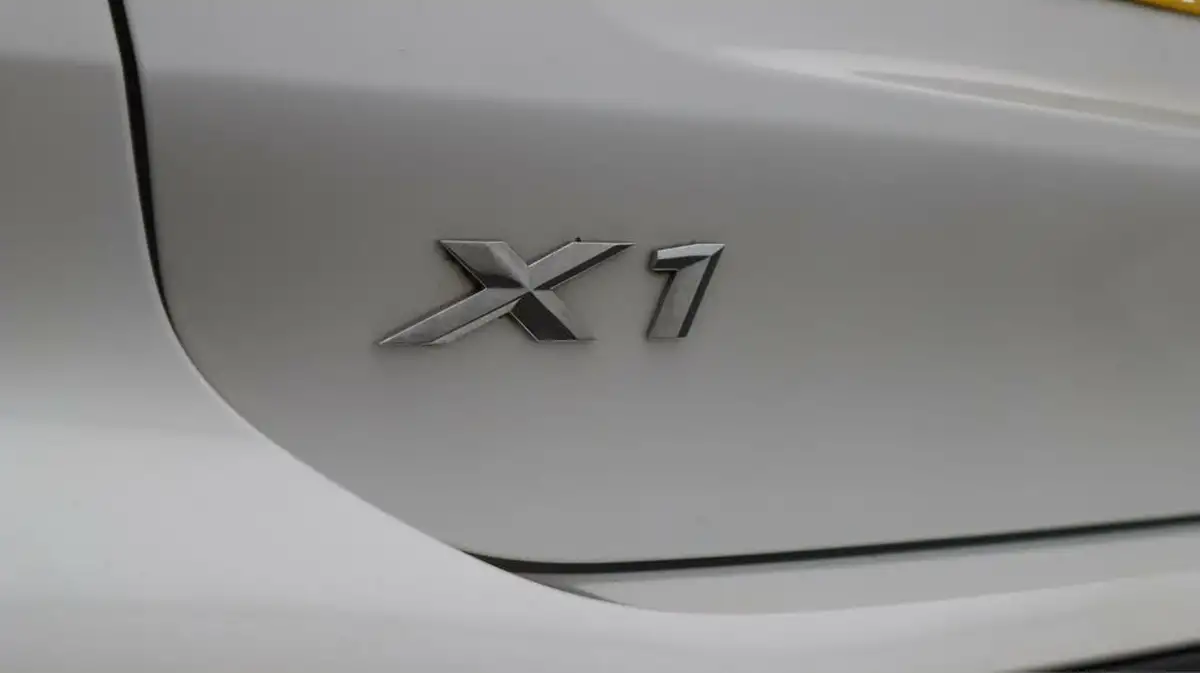2020-bmw-x1-15-sdrive18i-se-big-20