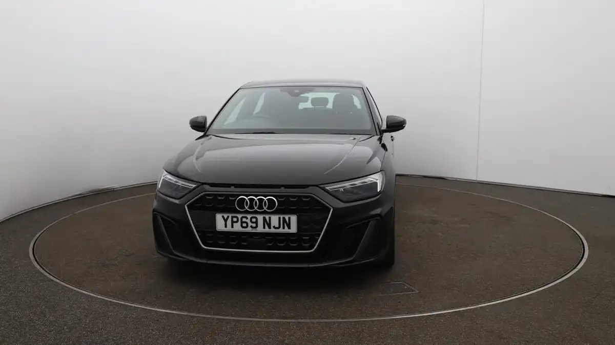 2019-audi-a1-10-25-tfsi-s-line-big-39