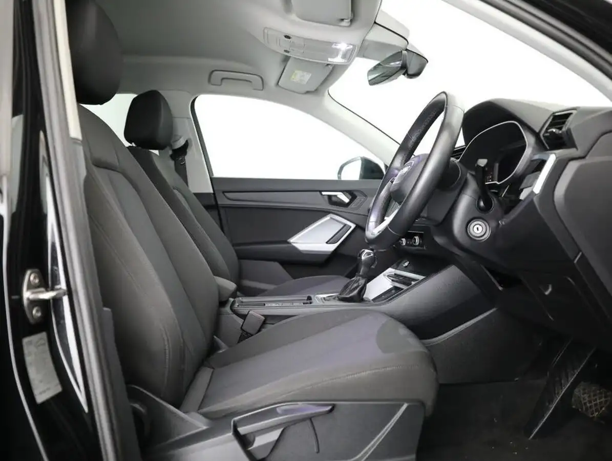 2022-audi-q3-20-35-tdi-technik-s-tronic-big-18