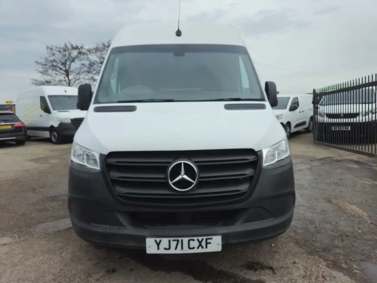 2021-mercedes-benz-sprinter-21cdi-314-l3h2-progressive-panel-big-1