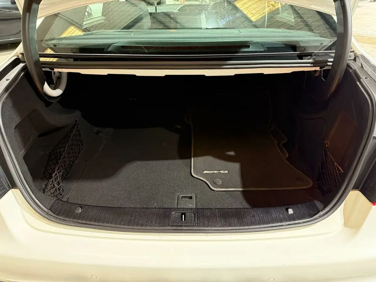 2014-mercedes-benz-e-class-21td-e250-cdi-amg-sport-21cdi-saloon-4d-big-23