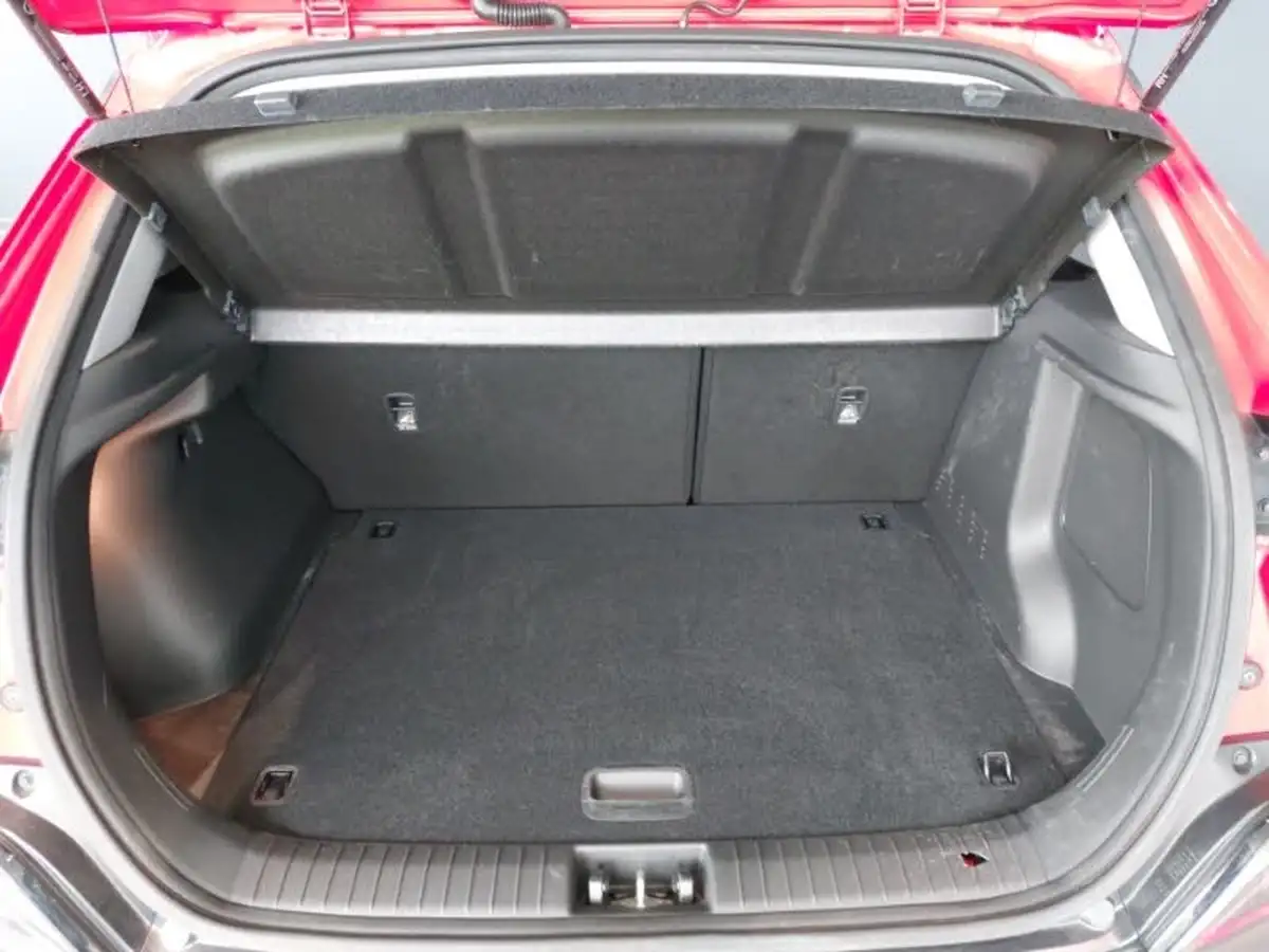 2022-hyundai-kona-10-t-gdi-premium-big-7