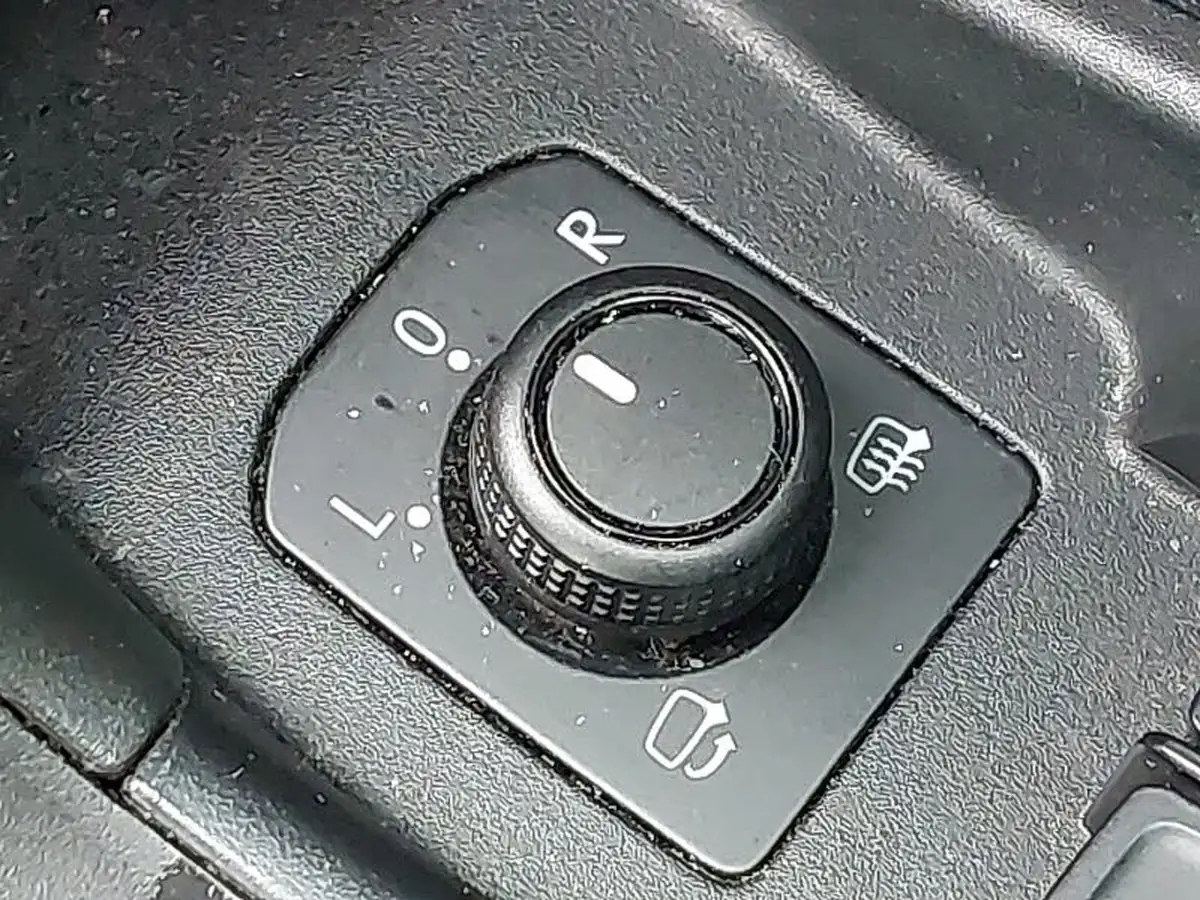 2022-audi-a1-10-25-tfsi-technik-big-16