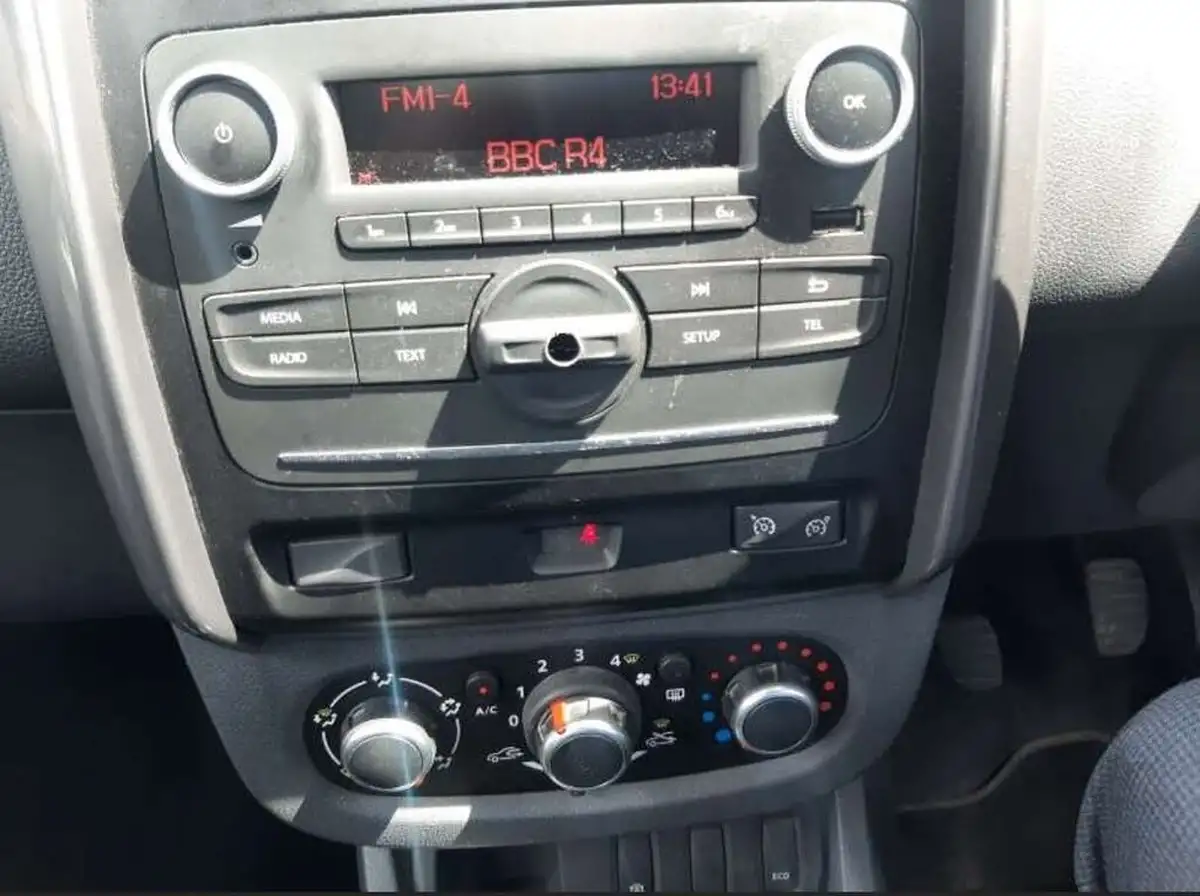 2017-dacia-duster-12-tce-laureate-big-7