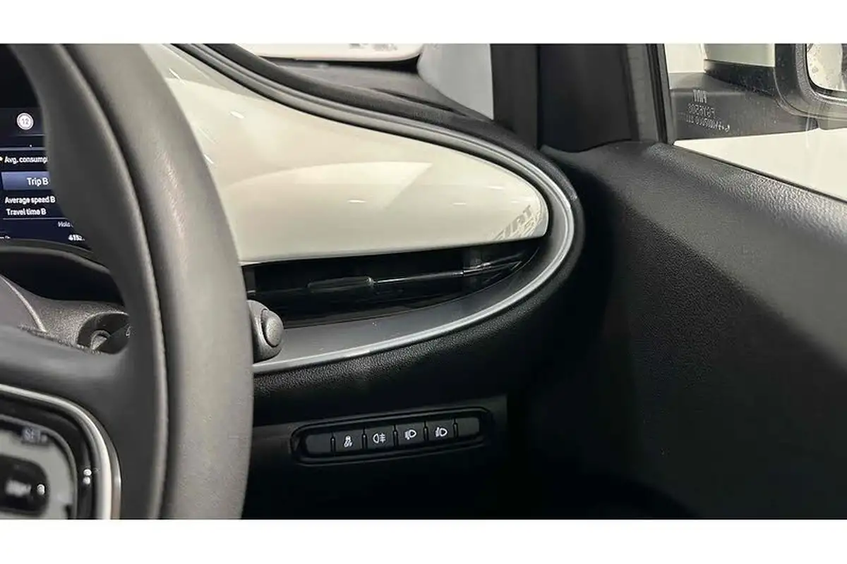 2022-fiat-500-e-icon-117bhp-big-31