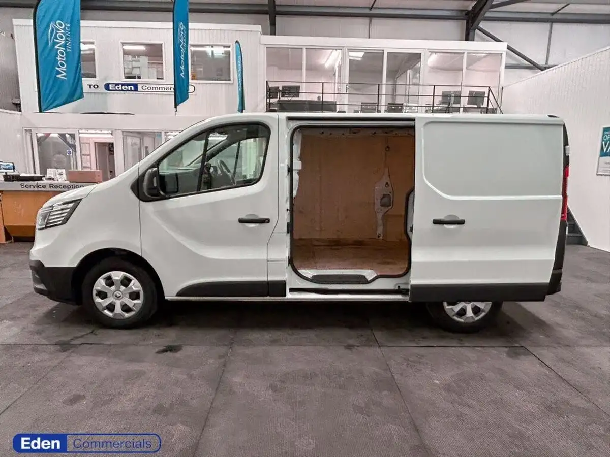 2022-renault-trafic-20dci-sl28-110-business-big-9