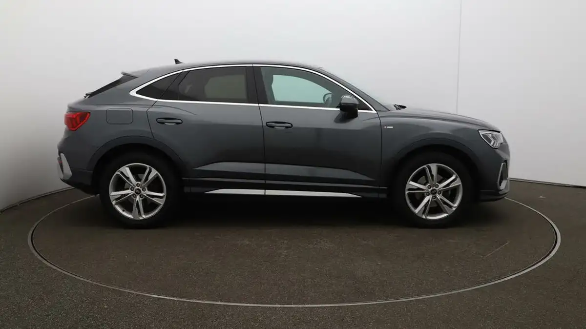 2022-audi-q3-15-35-tfsi-s-line-cod-sportback-tronic-big-48