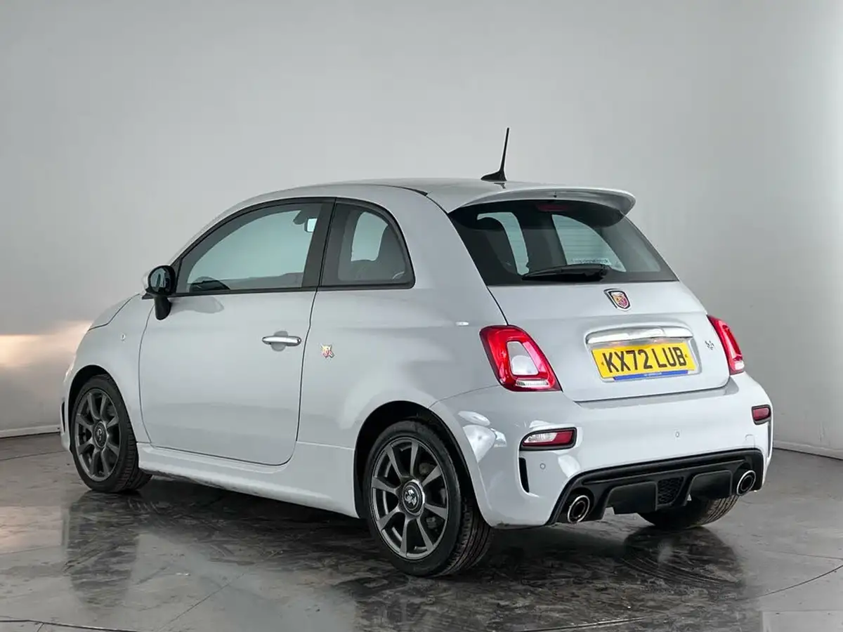 2022-abarth-595-14-tjet-165ps-big-2