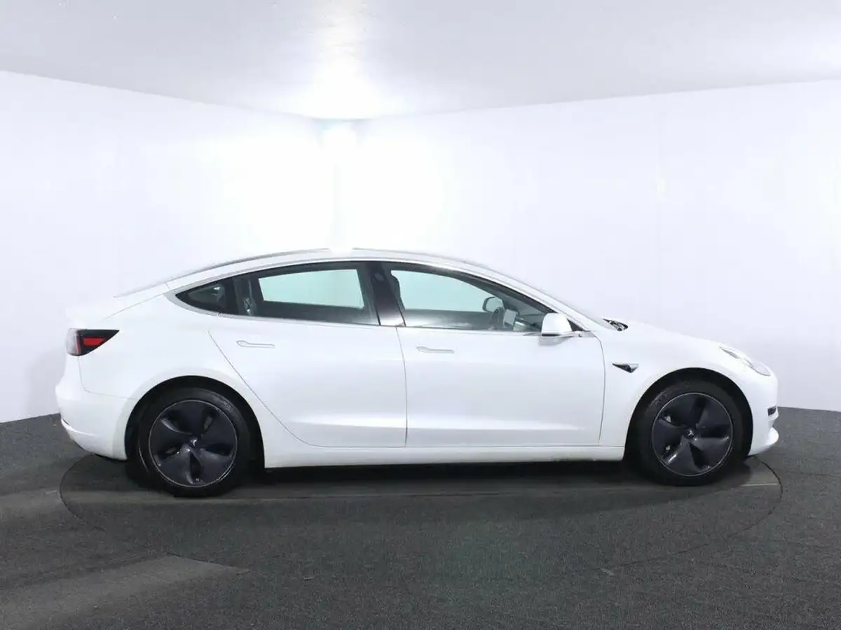 2020-tesla-model-3-e-standard-plus-big-7