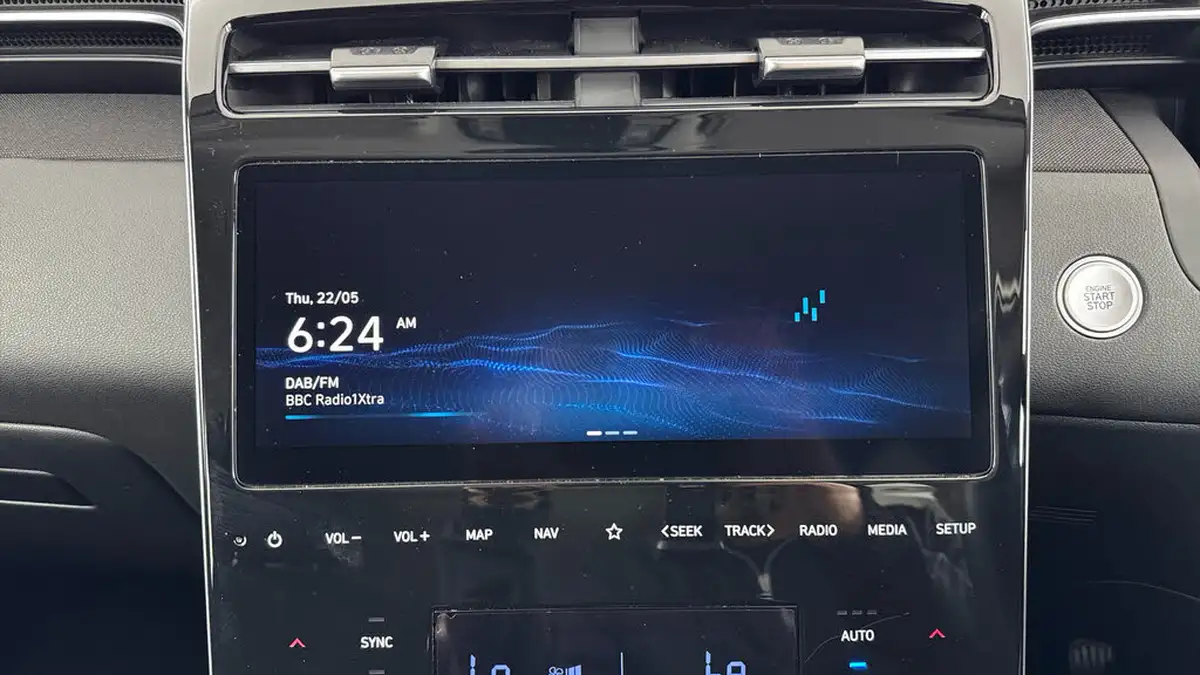 2024-hyundai-tucson-16-t-gdi-premium-265ps-4wd-phev-auto-big-11