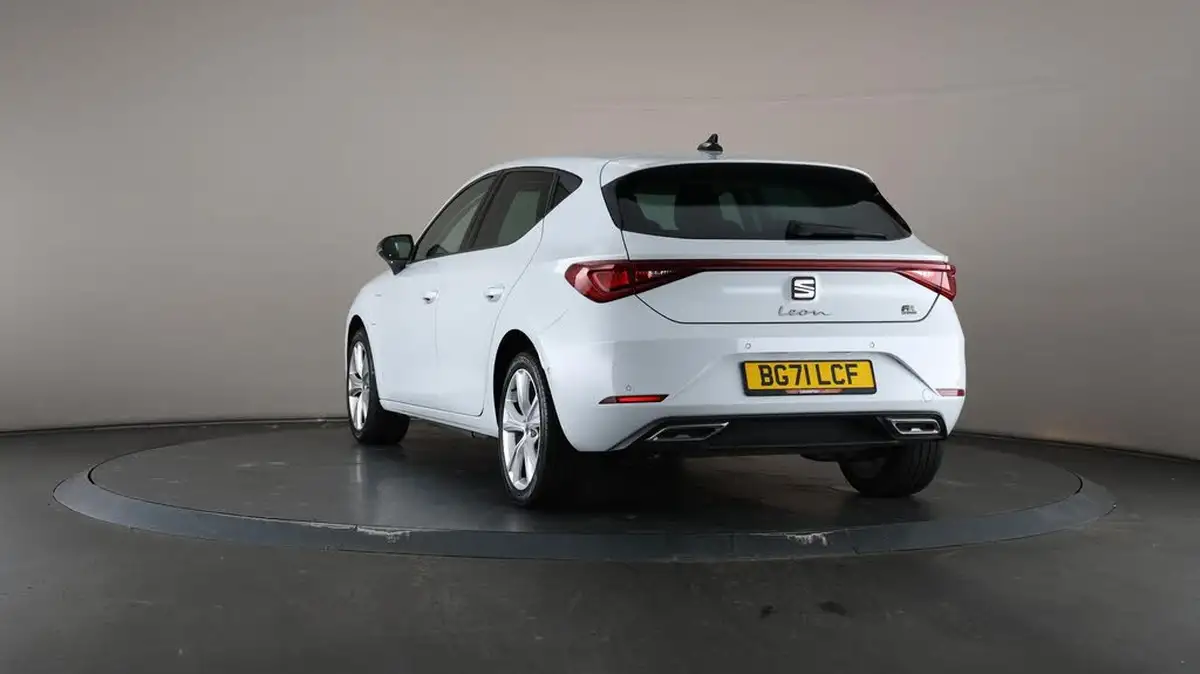 2021-seat-leon-14-e-hybrid-fr-hatchback-big-57