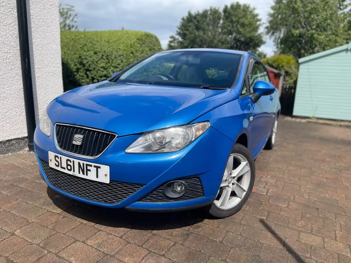 2011-seat-ibiza-12-sportrider-105ps-sportcoupe-3d-big-0