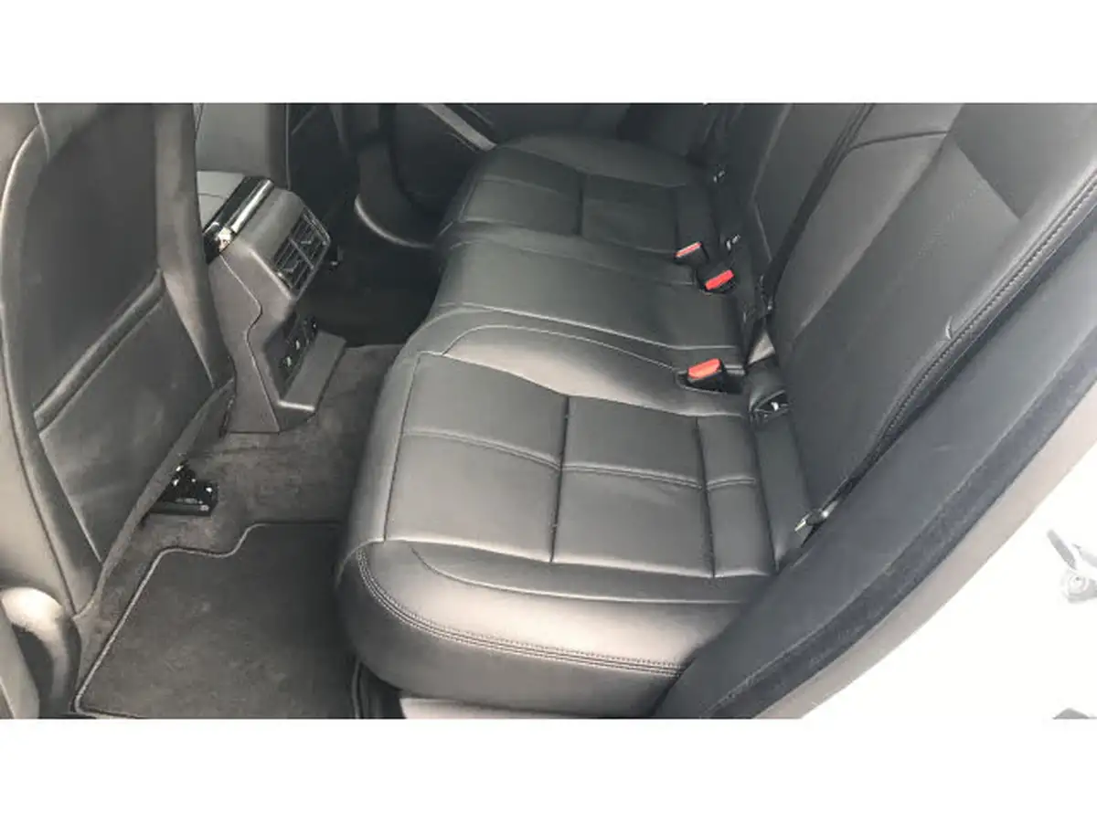 2024-land-rover-range-rover-velar-20-d200-dynamic-se-big-29