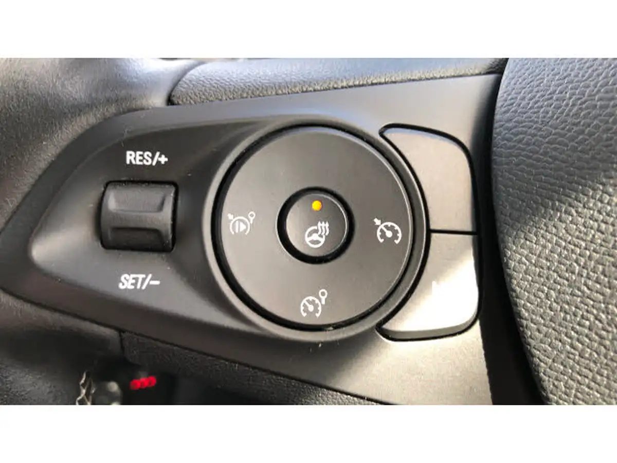 2021-vauxhall-corsa-12i-griffin-edition-big-22