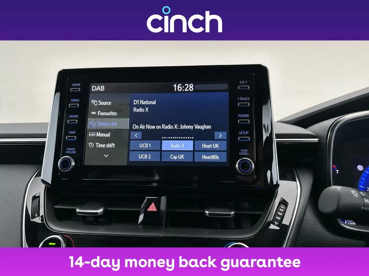 2021-toyota-corolla-18-vvt-i-gr-sport-trk-hatchback-big-34