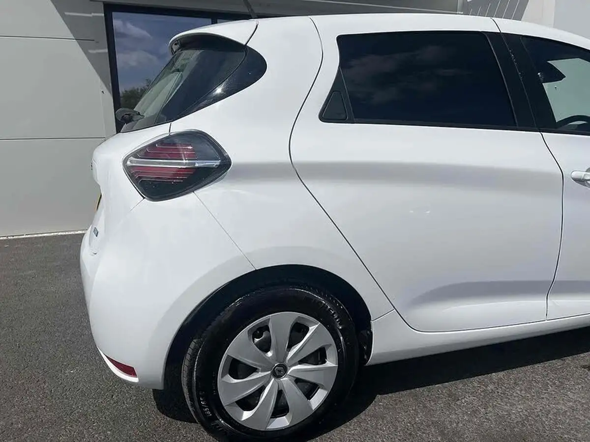 2022-renault-zoe-e-business-rapid-charge-big-6