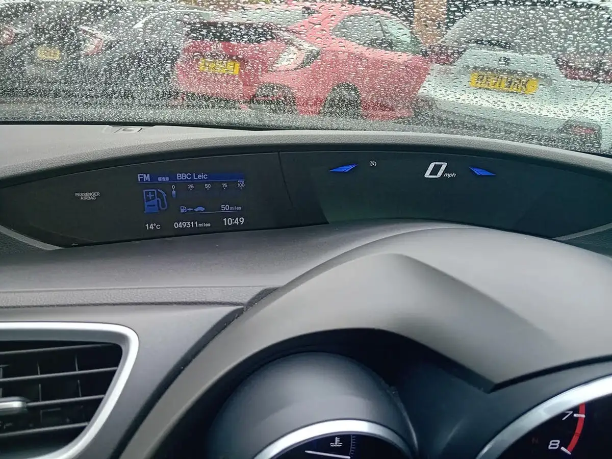 2015-honda-civic-18-se-plus-honda-connect-hatchback-auto-big-41